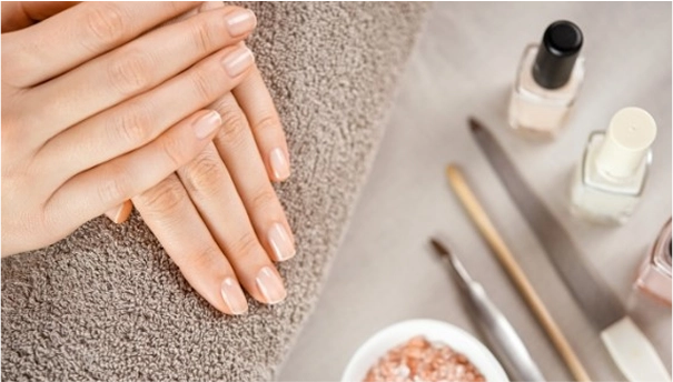 Natural or Artificial Nails | secdealsrt.com